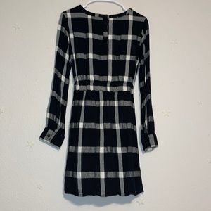 Black and white plaid shift dress with pockets size XS